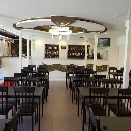 Kyriad Direct Claye-Souilly-Roissy Cdg Ngoại thất bức ảnh